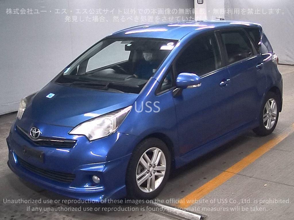 2010 TOYOTA RACTIS